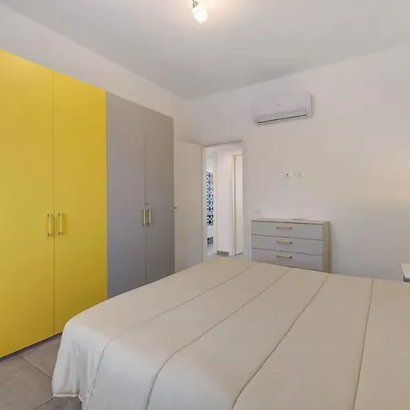 Trilocale Boccaccio Apartman Loano
